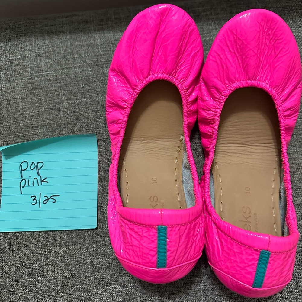 Pop pink size ten Tieks